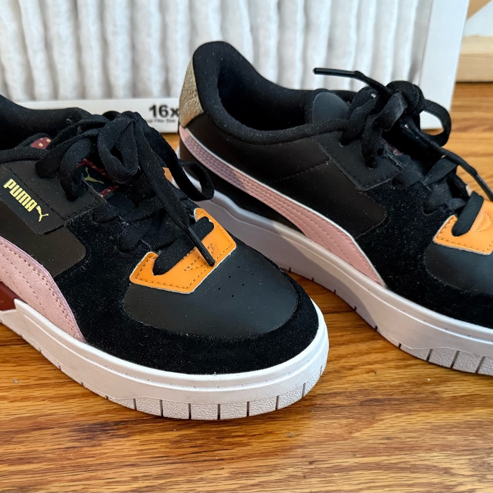 LIKE NWOT Big Kids/womens Puma Cali Dream Boho Gleam Sneakers